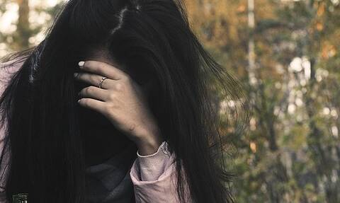 Απίστευτο περιστατικό στο Βόλο: 36χρονος παρενόχλησε ανήλικη μπροστά στους γονείς της
