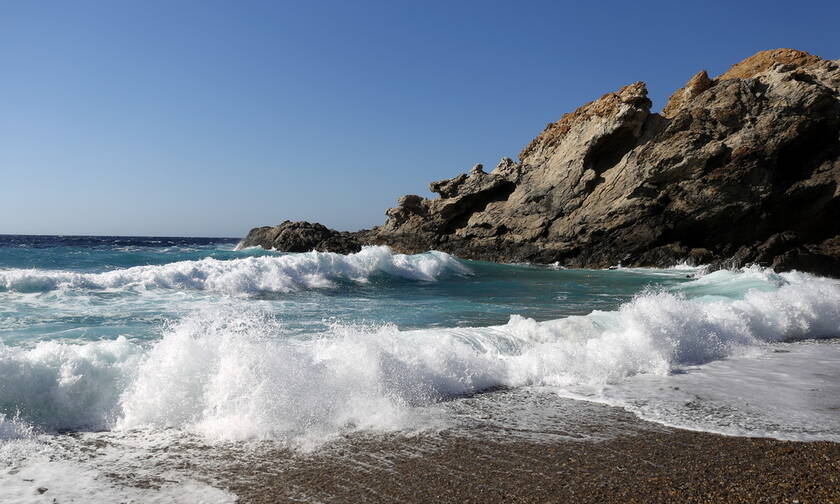 Μεγαλώνει η τραγική λίστα: Πνιγμός 76χρονου σε παραλία της Λευκάδας