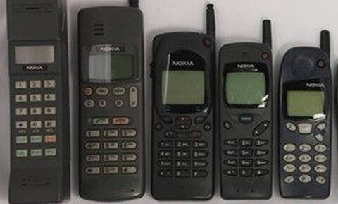 Тел 90. Нокия сотовый с АН теной 2000 года. Nokia 1990. Nokia 90s Phones. Nokia первая модель 1998.