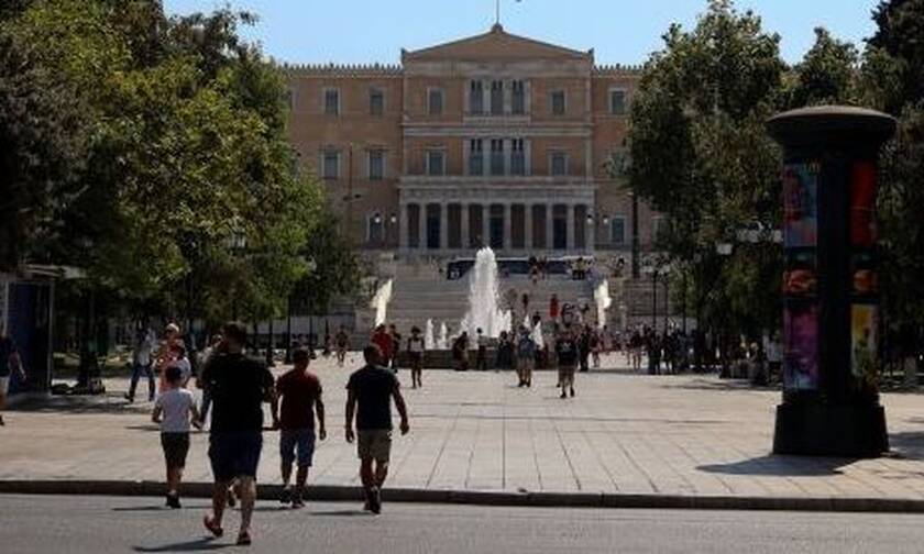 Δεκαπενταύγουστος: Άδεια η Αθήνα - Μόνο τουρίστες στους δρόμους 