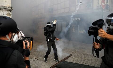 Γαλλία: Πέτρες και δακρυγόνα στις διαδηλώσεις ενάντια στην G7