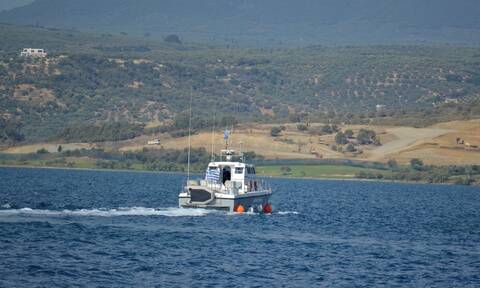 Ακυβέρνητο ιστιοφόρο σκάφος με δύο επιβαίνοντες στην Τήλο