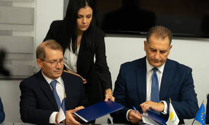 Κύπρος: Υπογράφηκαν τα συμβόλαια αδειοδότησης κοινοπραξίας για Total και Eni στο Τεμάχιο 7 