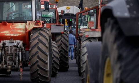 Αγρότες: Βγάζουν τα τρακτέρ τη Δευτέρα στον κόμβο Πλατυκάμπου