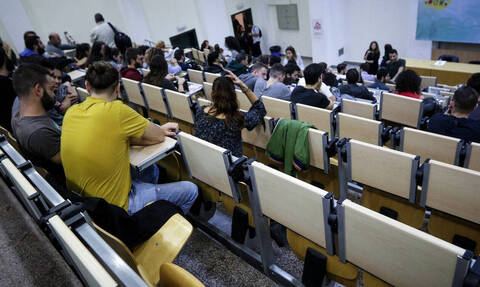 Φοιτητικό επίδομα ΙΚΥ: Θέμα χρόνου οι αιτήσεις για το βοήθημα των 4.668 ευρώ σε 2.700 φοιτητές 
