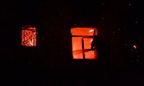 Φωτιά σε μονοκατοικία στο Μαρκόπουλο Αττικής