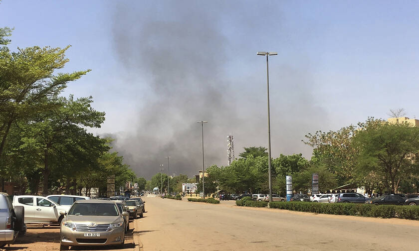 Μακελειό στη Μπουρκίνα Φάσο: Μπήκαν στο τζαμί και θέρισαν πιστούς - 16 νεκροί