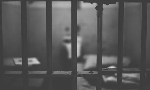 Ηράκλειο: Στη φυλακή η 31χρονη που κατηγορείται για τη δολοφονία του πατέρα των 5 παιδιών της
