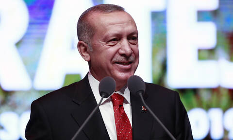 Παραλήρημα Ερντογάν: «Η Δύση βρίσκεται στο πλευρό των τρομοκρατών»