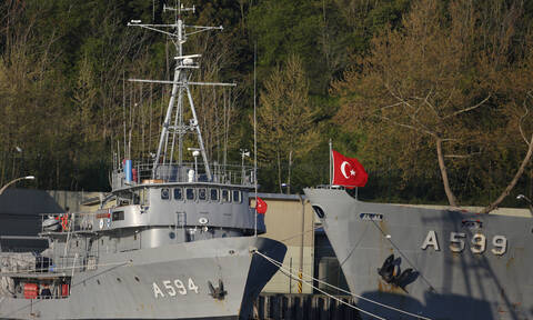 Δραματικές εξελίξεις: Ο τουρκικός στόλος κυκλώνει Αιγαίο και κυπριακή ΑΟΖ – Σε ετοιμότητα το Π.Ν.