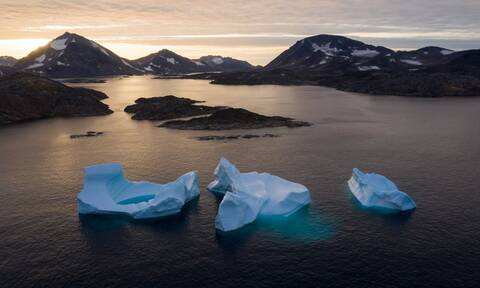 «Πάγωσαν» οι επιστήμονες: Τι έφερε στο φως το λιώσιμο των πάγων στην Αρκτικό Ωκεανό (pics-vid)