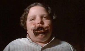 Θυμάστε το αγόρι από την ταινία «Matilda» που έφαγε όλο το κέικ; Έτσι είναι σήμερα (pics)