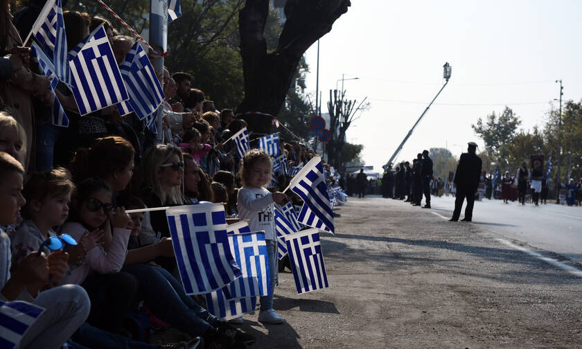 Θεσσαλονίκη: Με λαμπρότητα ολοκληρώθηκε η στρατιωτική παρέλαση για την 28η Οκτωβρίου 