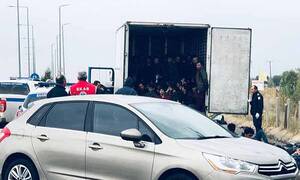 Θρίλερ στην Ξάνθη: Εντοπίστηκε φορτηγό κοντέινερ με περισσότερους από 80 μετανάστες (pics&vid)