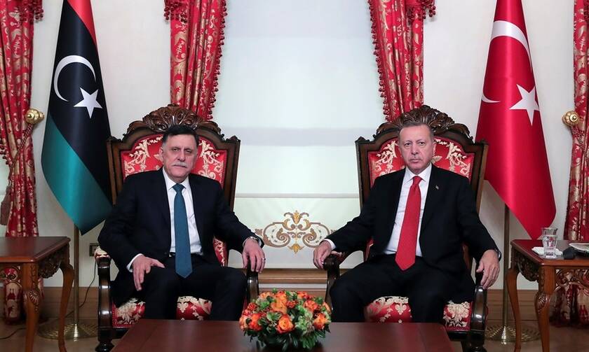 Αιφνίδια συνάντηση του Ερντογάν με τον πρωθυπουργό της Λιβύης
