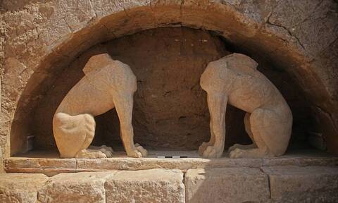 Δέος: Ξεκινά η αποκατάσταση του τάφου της Αμφίπολης