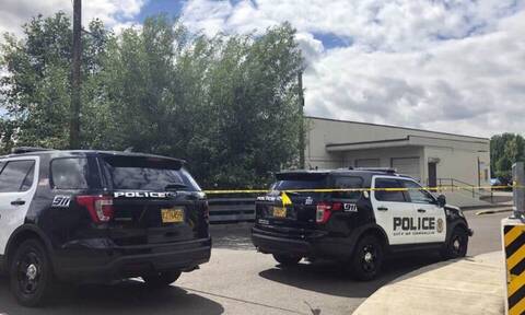 Επίθεση με μαχαίρι σε εμπορικό κέντρο στο Όρεγκον - Αναφορές για πολλούς τραυματίες 