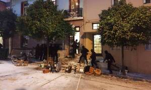 В Афинах в районе Кукаки завершена операция «Метла» и освобождены здания от незаконных жильцов