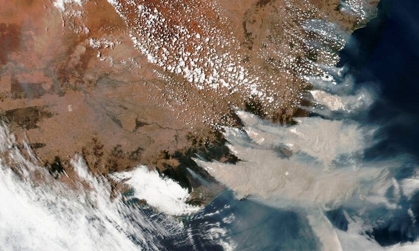 NASA: Πώς ο καπνός από τις πυρκαγιές στην Αυστραλία θα επηρεάσει όλη την υφήλιο