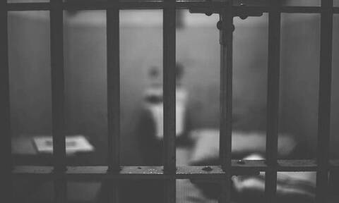 Σέρρες: Σε απόγνωση κρατούμενος των φυλακών - Έβγαλε «δεύτερο κεφάλι» (ΣΚΛΗΡΕΣ ΕΙΚΟΝΕΣ)