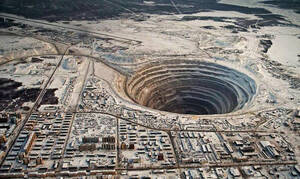 Η μεγαλύτερη τρύπα του πλανήτη - Γιατί οι Ρώσοι έσκαψαν 12.262 μέτρα κάτω από τη Γη