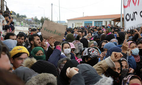 Προσφυγικό: Ρήξη από την περιφέρεια Βορείου Αιγαίου - Διακόπτει κάθε συνεργασία με την κυβέρνηση 