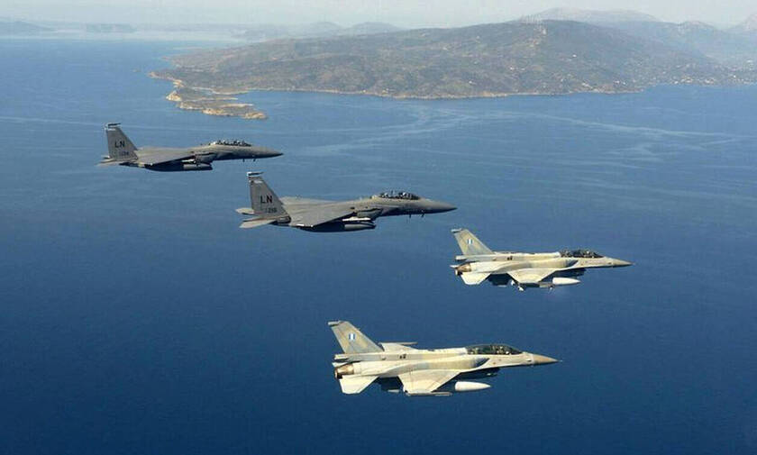 Νέο μπαράζ τουρκικών προκλήσεων στο Αιγαίο: 68 παραβιάσεις και εννέα εικονικές αερομαχίες