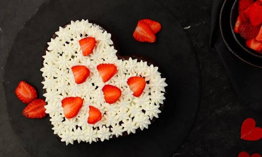 Η συνταγή της ημέρας: Love cake