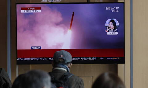 Η Βόρεια Κορέα εκτόξευσε τρεις πυραύλους προς τη Θάλασσα της Ιαπωνίας