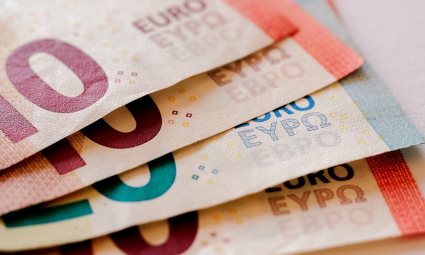 Κορονοϊός - Τράπεζες: Τρίμηνη αναστολή πληρωμής δόσεων δανείων για όσους λάβουν τα 800 ευρώ