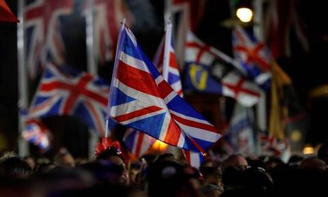 Κορονοϊός - Βρετανία: Η κυβέρνηση θα καλύψει το 80% των μισθών