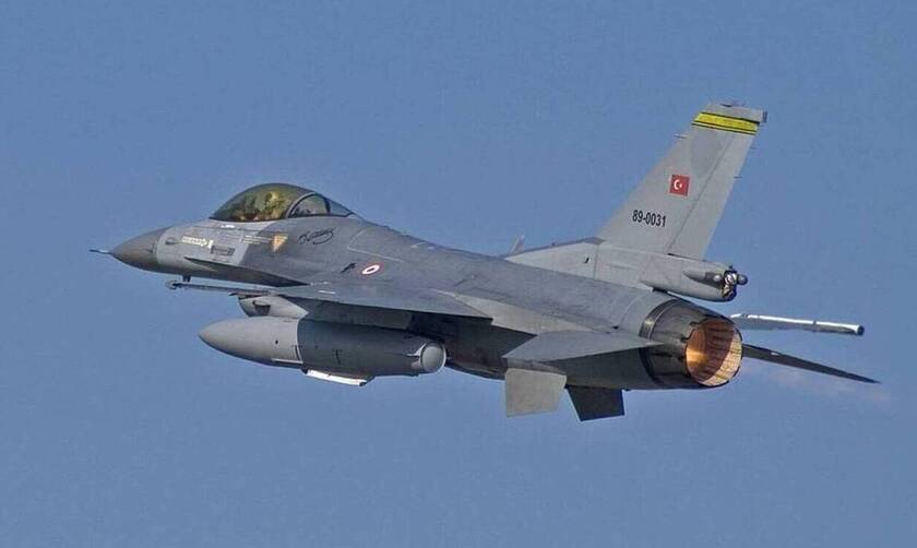 Νέες προκλήσεις στο Αιγαίο: Τουρκικά F-16 πέταξαν πάνω από Ανθρωποφάγους, Μακρονήσι, Οινούσσες