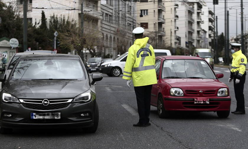Κορονοϊός - Απαγόρευση κυκλοφορίας: Συνεχίζονται οι έλεγχοι - Πρόστιμα στους παραβάτες