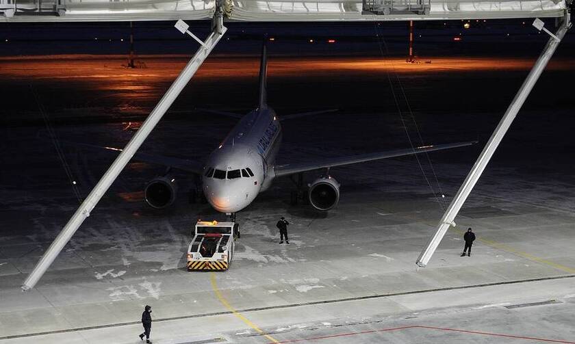 "Уральские авиалинии" приостановили рейсы в Грецию