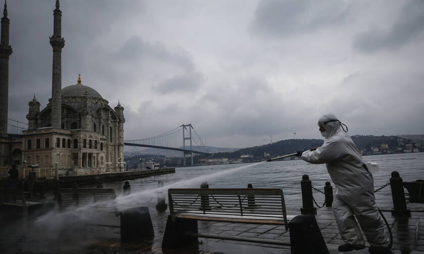 Κορονοϊός - Τουρκία:  Εφιαλτικό σενάριο για 600.000 θανάτους – Δραματική προειδοποίηση καθηγητή
