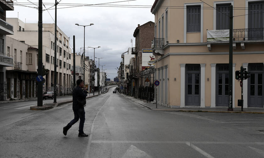 Κορονοϊός - Daily Telegraph: Παράδειγμα προς μίμηση οι Έλληνες και η ψύχραιμη στάση τους