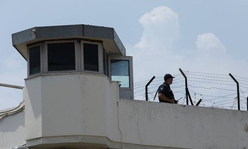 Έκτακτα μέτρα στις φυλακές της χώρας λόγω κορονοϊού, ζητά η Ένωση Ελλήνων Ποινικολόγων