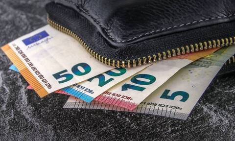 ΟΠΕΚΑ: «Μπαράζ» πληρωμών - Στα ΑΤΜ των δικαιούχων όλα τα επιδόματα του Οργανισμού