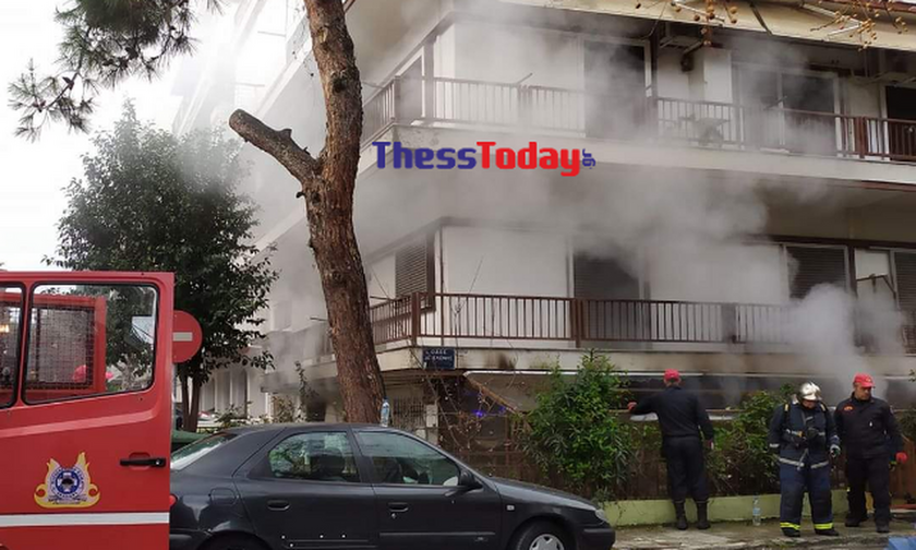 Θεσσαλονίκη: Καθηγητής μουσικής ο νεκρός από τη φωτιά στο διαμέρισμα - Βρήκε φρικτό θάνατο