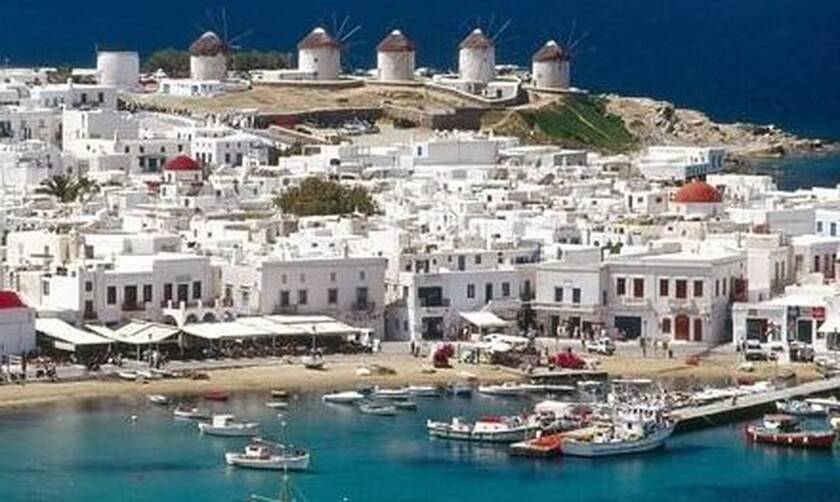 На греческих островах вводится тотальный запрет выходить из дома с 20:00 до 08:00
