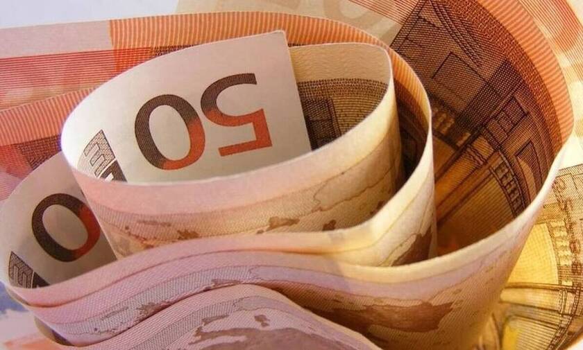 Κορονοϊός - Επίδομα 800 ευρώ: Πότε θα το λάβουν οι δικαιούχοι - Σε 3 φάσεις θα δοθούν τα χρήματα 
