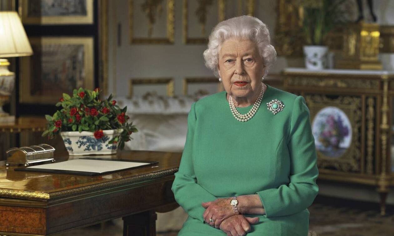 Δύσκολες ώρες για τη βασίλισσα Ελισάβετ: Οι στερήσεις λόγω καραντίνας – Πώς ζει στο παλάτι (pics)