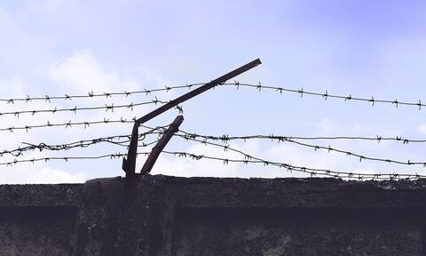 Κορονοϊός: Η απόλυτη φρίκη! Εικόνες ΣΟΚ σε φυλακές εν μέσω πανδημίας