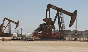 Νέο σοκ για το πετρέλαιο: Στα 12,78 δολάρια έκλεισε το WTI - Κάτω από τα 20 δολάρια το Brent