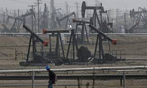 Ασία: «Βουλιάζει» και πάλι το αμερικάνικο πετρέλαιο - Πλησιάζει τα 10 δολάρια το βαρέλι