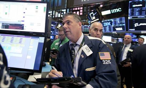 Μικτές τάσεις στη Wall Street - Κάτω από τα 30 δολάρια το Brent