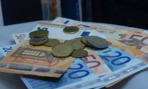 Η ΓΣΕΕ ζητά επίδομα 800 ευρώ σε εργατοτεχνίτες