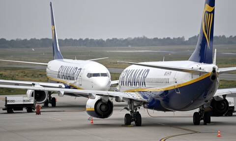 Κορονοϊός: Ακινητοποιημένα στο έδαφος τα περισσότερα αεροσκάφη των Ryanair, British Airways, Iberia