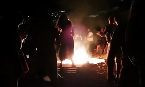 Μύκονος: “Anti-coronavirus” πάρτι σε μυστική τοποθεσία - Αλκοόλ, χορός και αστυνομία 