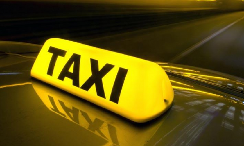 Κορονοϊός: Νεκρός οδηγός ταξί - Τον είχε φτύσει πελάτης που ήταν φορέας του φονικού ιού